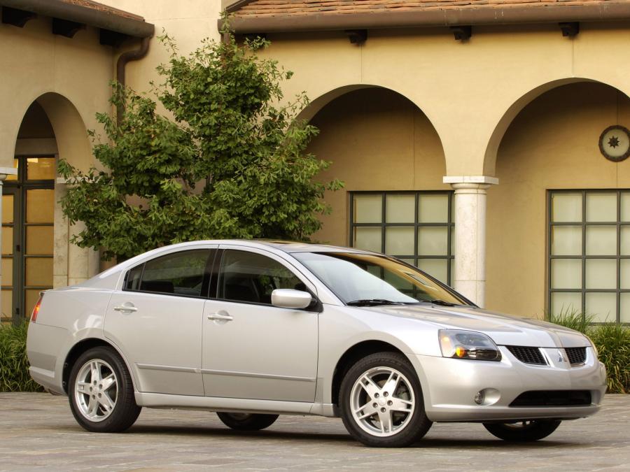  Mitsubishi Galant 2003 года  (фото 10 из 15)